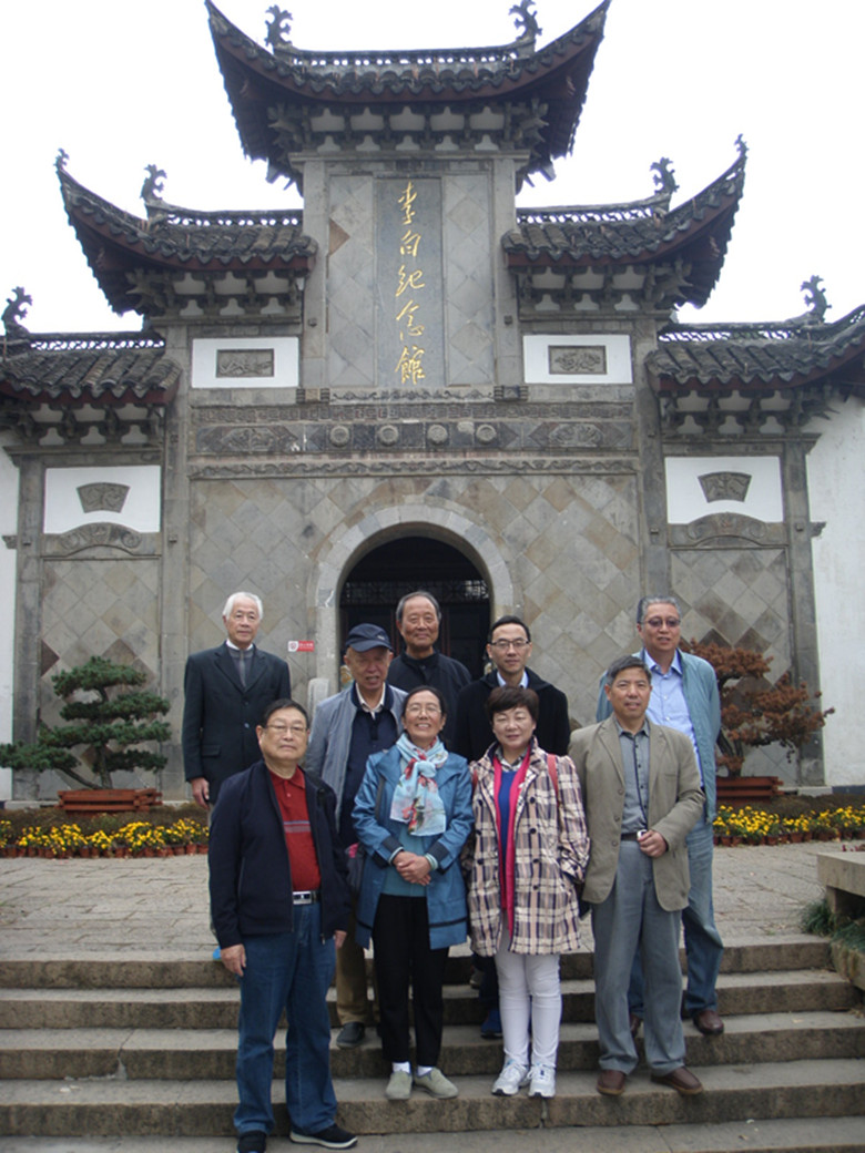 PB041201_副本.jpg