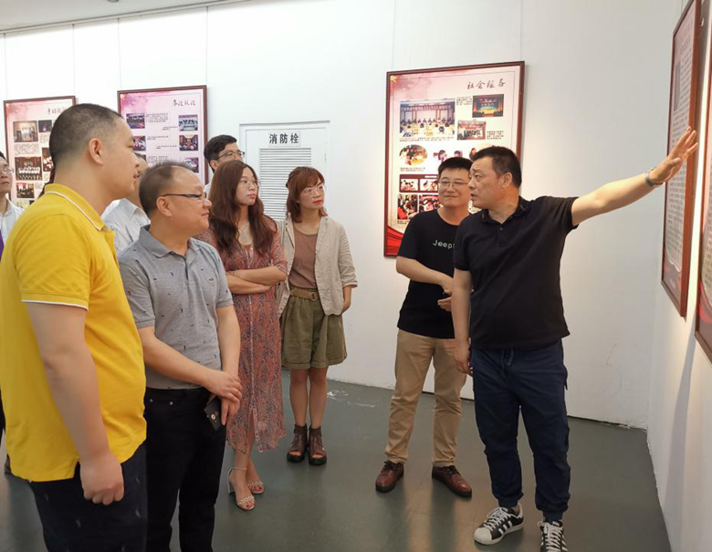 图片1_副本.png 图片1_副本.png